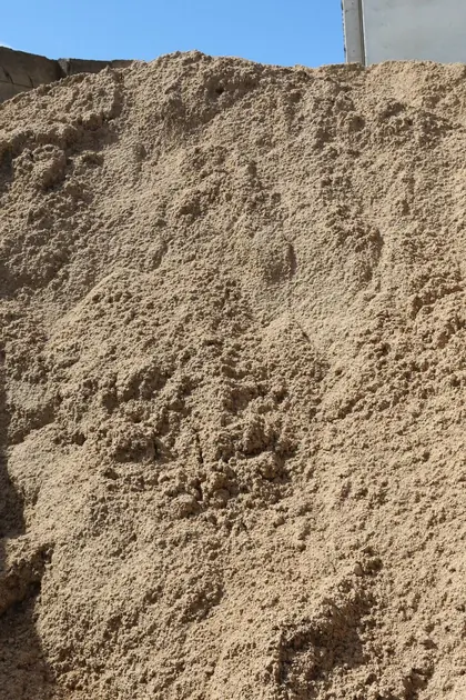 Granetic sand in a bulk bay at the Mercuri Bundoora yard