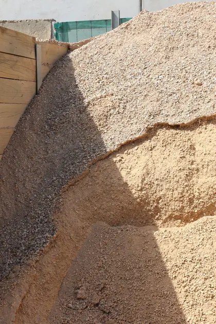 Tuscan topping aggregate at the Bundoora yard